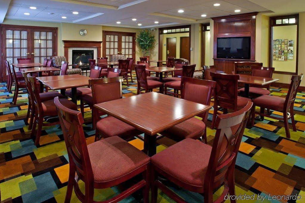 Holiday Inn Express & Suites Wadsworth By Ihg Exterior photo